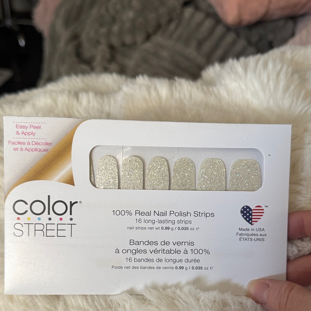 Color Street Shimmering “Home Sleet Home” Nail Polish Strips